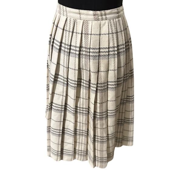 Positively Petite by Mervyns Plaid Skirt - Picture 2 of 6